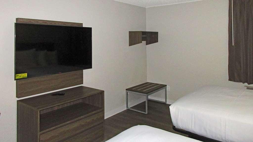 Suburban Studios Milwaukee Airport Стая снимка