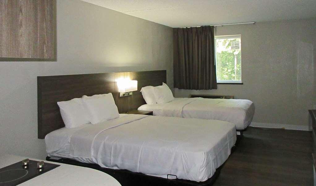 Suburban Studios Milwaukee Airport Стая снимка