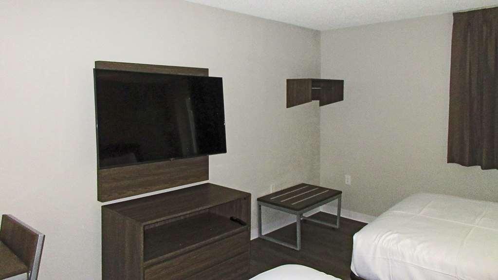Suburban Studios Milwaukee Airport Стая снимка