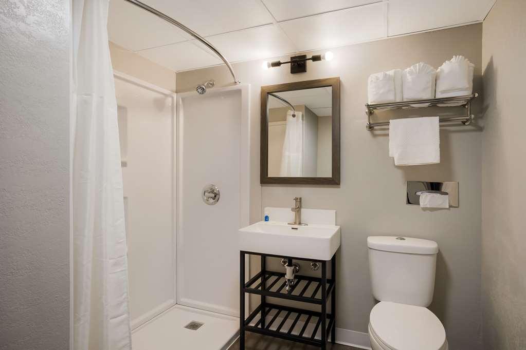 Suburban Studios Milwaukee Airport Стая снимка