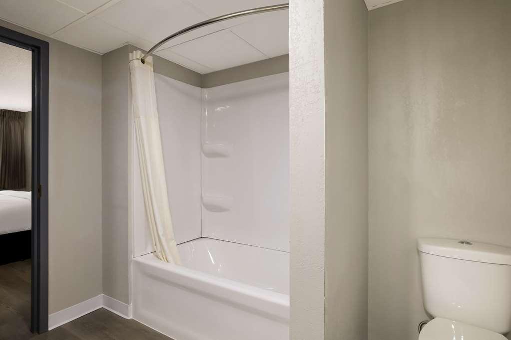 Suburban Studios Milwaukee Airport Стая снимка